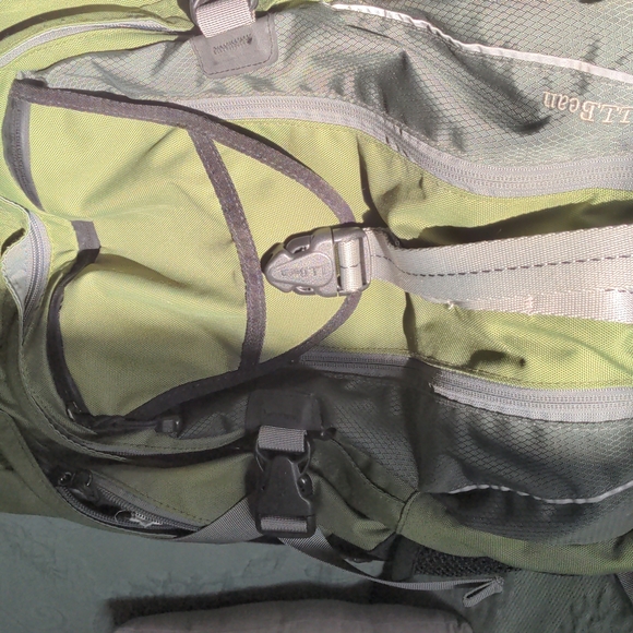 L.L. Bean Backpack 🎒 - Picture 3 of 7